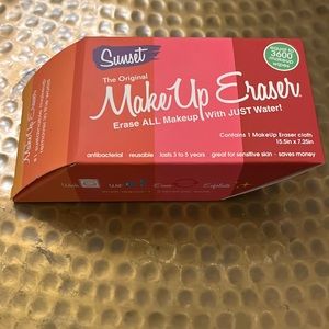Make up Eraser- NWT